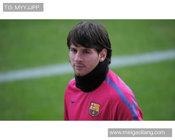 足球明星的奢华生活瞬间精选展现他们场外的风采与魅力